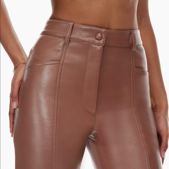 Aritzia Wilfred
Rebel Pant - Picture 2 of 6